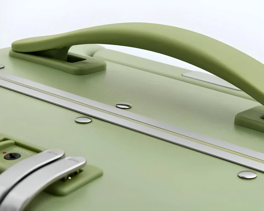 rolling luggage carry on